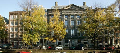 490x220_geveltrippenhuis